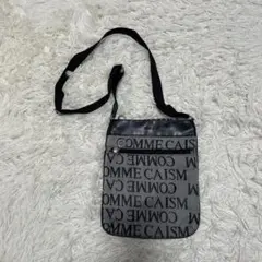 COMME CA ISM コムサイズム ショルダーバッグ 総柄ロゴ サコッシュのサムネイル