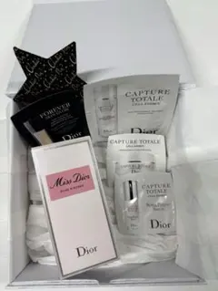 は*ち様 【値下】ディオール ギフトBOX 洗顔 日焼け止め乳液 など バラ