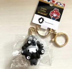 マイメロディ　黒ミャクミャク キーホルダー 限定 サンリオ　万博
