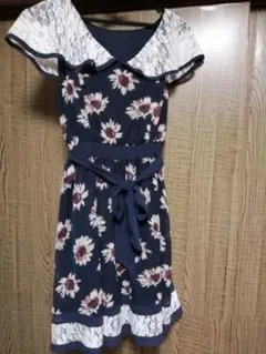 美品花柄ワンピース リボンレース