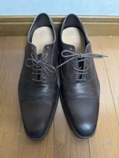 ブラウン レースアップシューズ