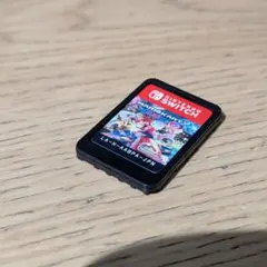 スイッチ　Switch　マリオカート8 デラックス ソフトのみ　ケースなし