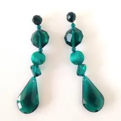 【新品未使用】Jcrewエメラルドグリーン ロングピアス
