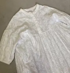 KBF 刺繍ボリュームギャザーワンピ ペイズリー柄 ホワイト
