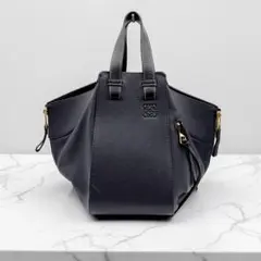 良品✨ ロエベ ハンモック スモール ネイビー ハンドバッグのサムネイル