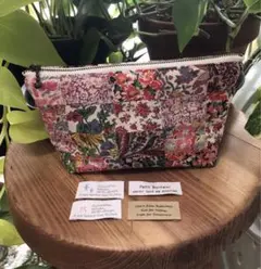 リバティ生地使用　ハンドメイドポーチピンク系