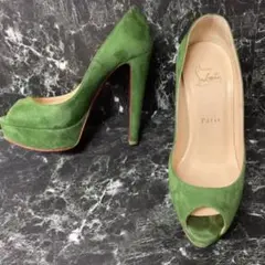 ChristianLouboutin スウェード　オープントゥウ　パンプス