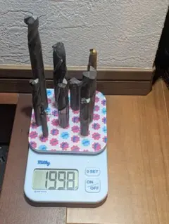 c*0様 超硬スクラップ約2Kg 材料NO8 - メルカリ