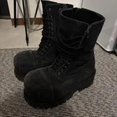 Balenciaga Stomper ジップ付きブーティ - メルカリ