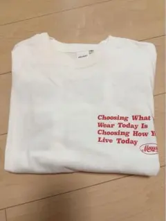 送料込み　MOUSSY ロゴTシャツ