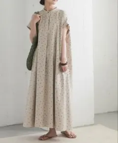 2026年最新】URBAN research doors リネンレーヨンドットワンピースの