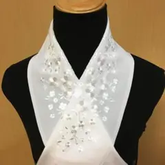 刺繍半衿 礼装用 大小桜の花がたっぷり刺繍された柄 1-T❣️残り1