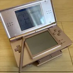 ニンテンドーDSi 本体 ピンク 動作確認済 ケース・充電器・タッチペン付