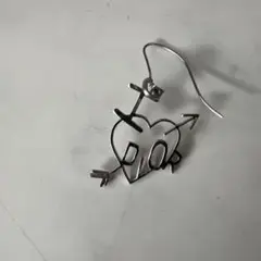 ディオールピアス　片耳