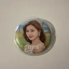 TWICE ツウィ BDZ 缶バッチ - メルカリ