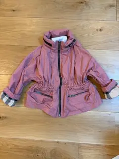 新品未使用バーバリーフード付きウィンドブレーカー100センチ4Y