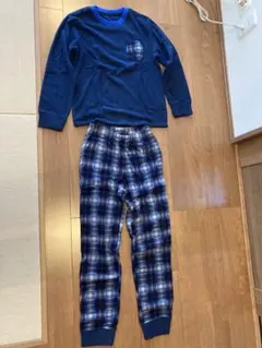ネイビー チェック柄 長袖パジャマ