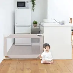 通り抜けできないもん！幅に合わせてらくらく設置！ベビーゲート　Sサイズ