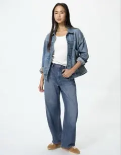 UNIQLO バギーカーブジーンズ　27