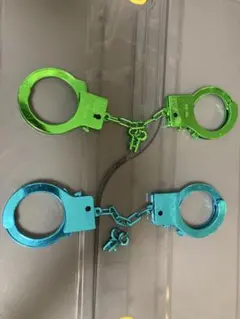 手錠おもちゃ