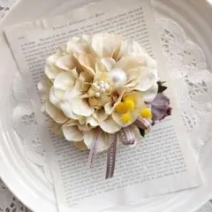 ハンドメイド コサージュR6010*ダリア《クリーム》卒業式 入学式 結婚式