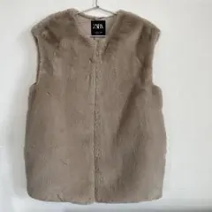 ZARA キッズ　140 ベージュ ファーベスト　新品タグ付き