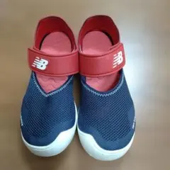 ニューバランス　キッズサンダル サイズ21