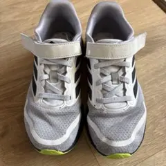 adidas キッズスニーカー グレー/ブラック/イエロー　21センチ