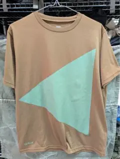 DESCENTE Tシャツ WALK プリント ベージュのサムネイル
