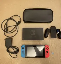 値下げ！【中古】Nintendo Switch 本体 SDカード、ケース付き