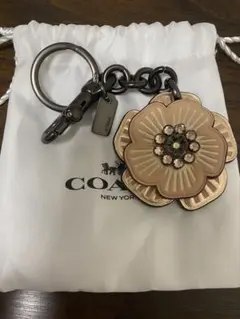 【新品未使用】COACH コーチ バッグチャーム キーホルダー フラワー 花