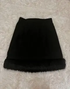 タイトスカート ファー付き