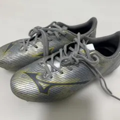 MIZUNO サッカーシューズ ワイドモデル シルバー 26.5 - メルカリ