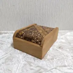 伝統工芸品★　保管未使用品　箱根寄せ木細工　小物入れ 伝統工芸品☆ 保管未使用品 箱根寄せ木細工 小物入れ 2025年最新】