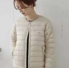 未使用級 ダントン ライトダウン インナーダウンジャケット ノーカラー クリーム 2025年最新】DANTON(ダントン)/ノーカラーダウンジャケットの
