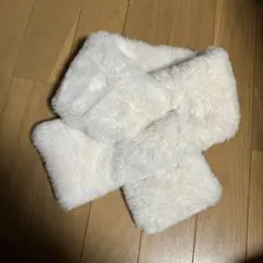 フェイクファーマフラー