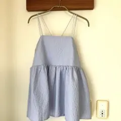 【美品】エンボス　フラワージャガードバッククロスペプラムキャミビスチェ