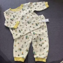 UNIQLObaby プーさんパジャマ サイズ90