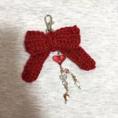 値下げ中！赤リボンチャーム