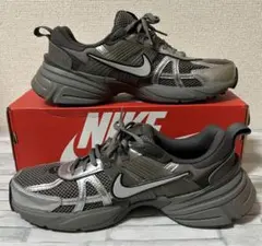 V2K ラン メンズシューズ 27cm