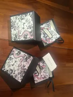 GUCCI ギフト箱セット 花柄 蛇デザイン