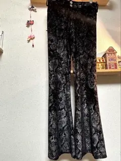レースフレアパンツ
