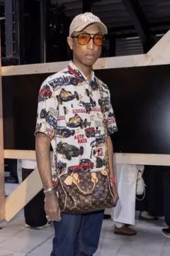 sacai 25ss シャツのサムネイル