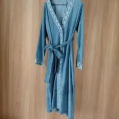 【100円再値下げ】【新品未使用】刺繍入りデニムローブ
