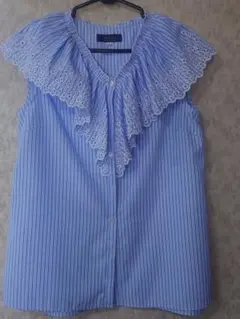 極美品 タグ付き JUSGLITTY 刺繍 Vネック ノースリーブ ブラウス 