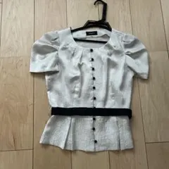 JUSGLITTY ブラウス　パフスリーブ　バルーンスリーブのサムネイル