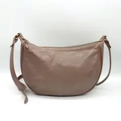 IL BISONTE ハーフムーン レザー ショルダーバッグ