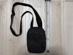 adidas ブラック ショルダーバッグ
