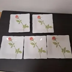 香蘭社 角皿 花柄のサムネイル