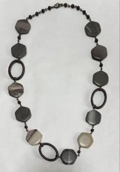 Item thumbnail for item 8b3c3c1a-cb48-47b2-9ff4-385bc292e219